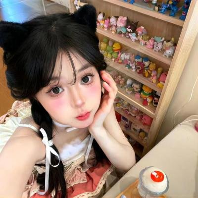 穿越橄榄树林